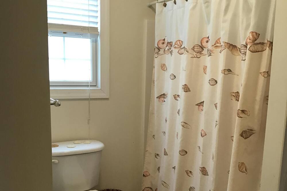 Photo of Bathroom in Normandy Beach