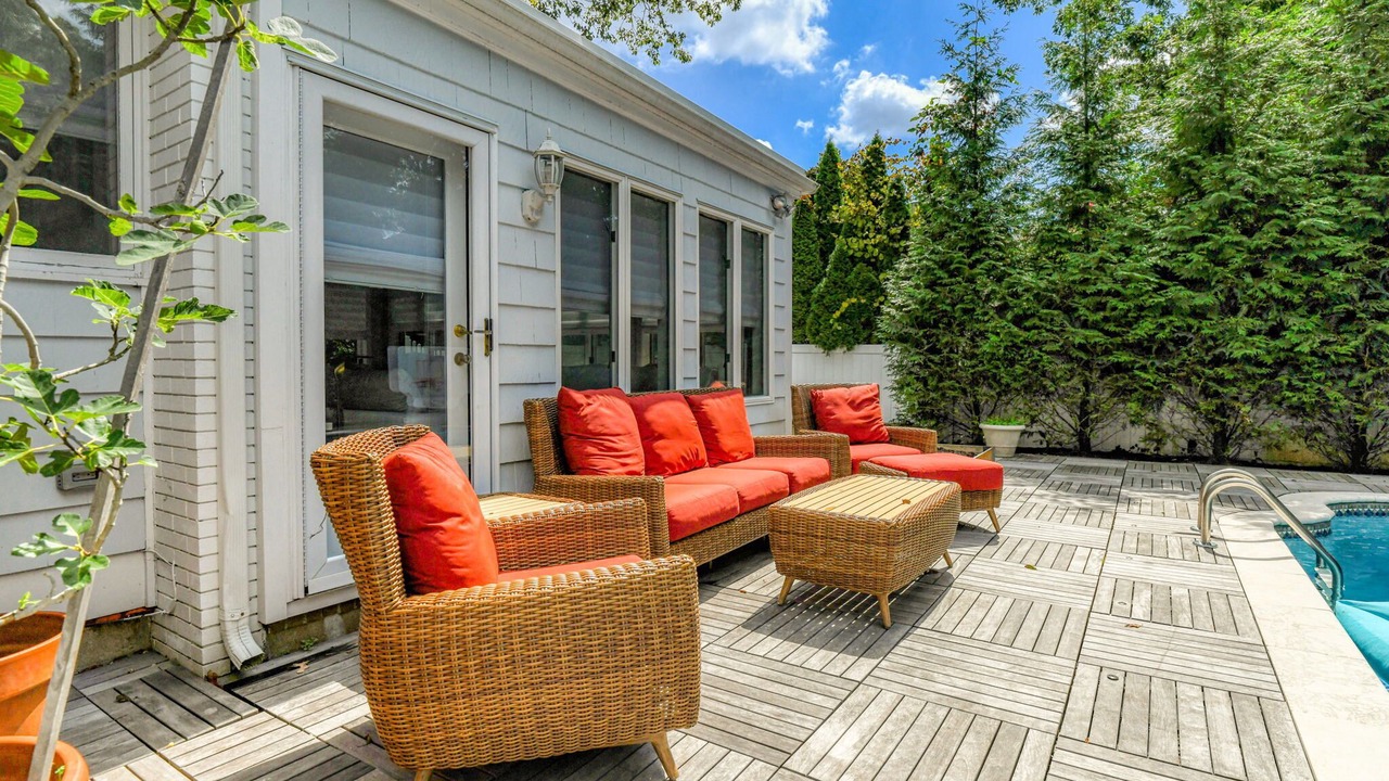 Photo of Patio Balcony in Spring Lake