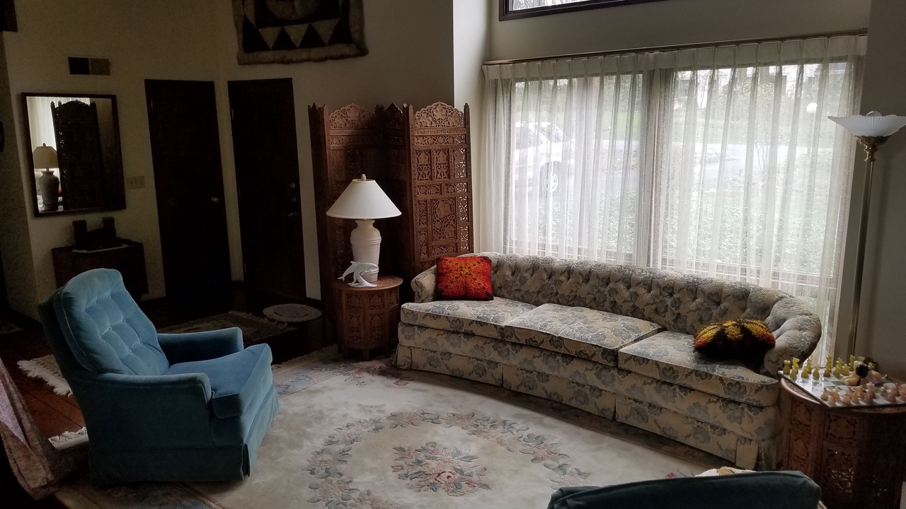 Photo of Livingroom in Elizabethtown