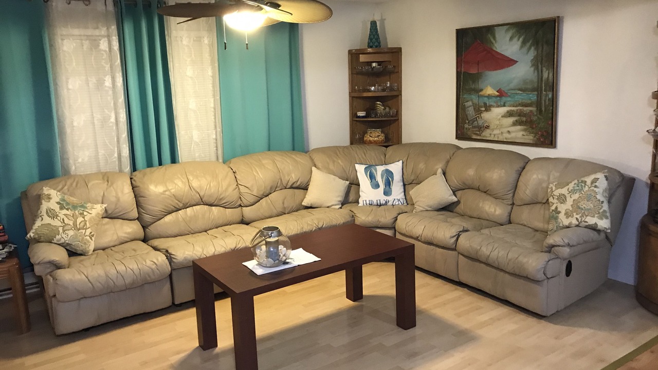 Photo of Livingroom in Mystic Island