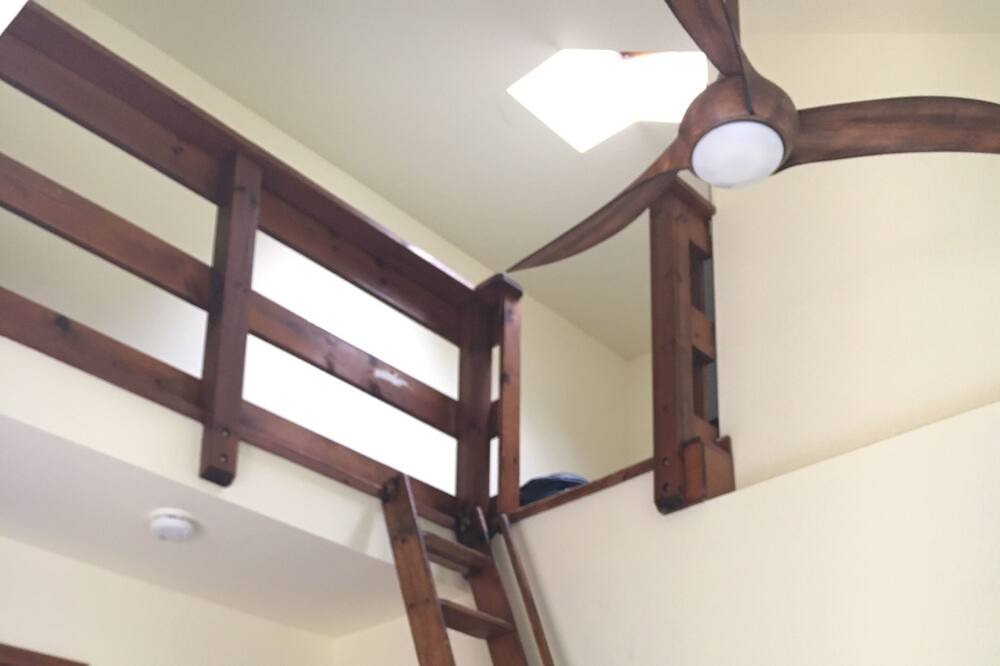Photo of Bedroom in Middle Hope