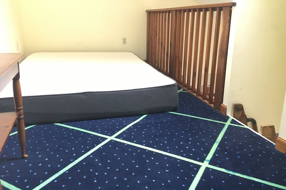 Photo of Bedroom in Middle Hope