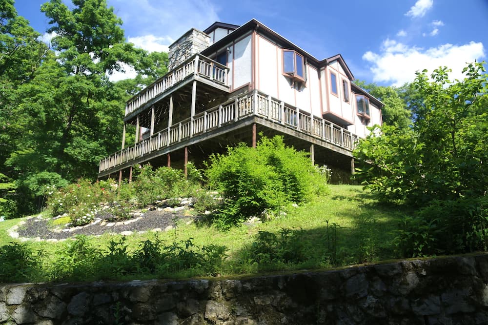 Photo of Outdoor in Middle Hope