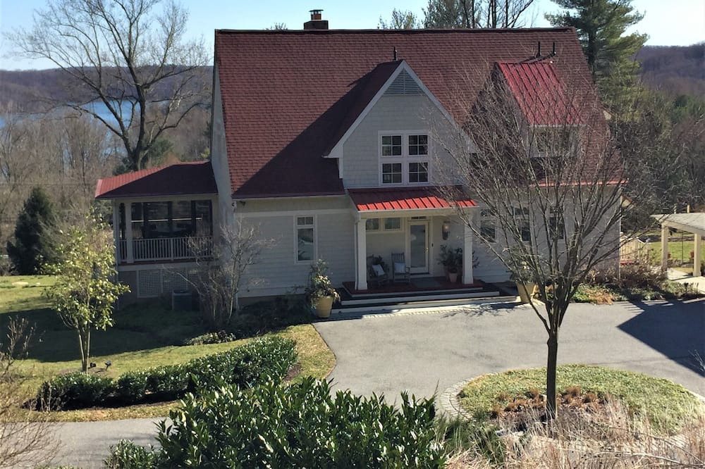 Photo of Outdoor in Long Green
