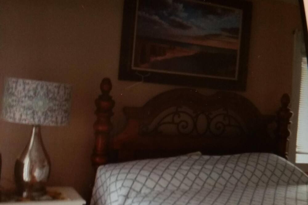 Photo of Bedroom in Point Pleasant Beach