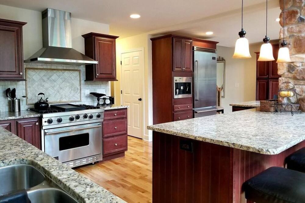 Photo of Kitchen in Lackawaxen