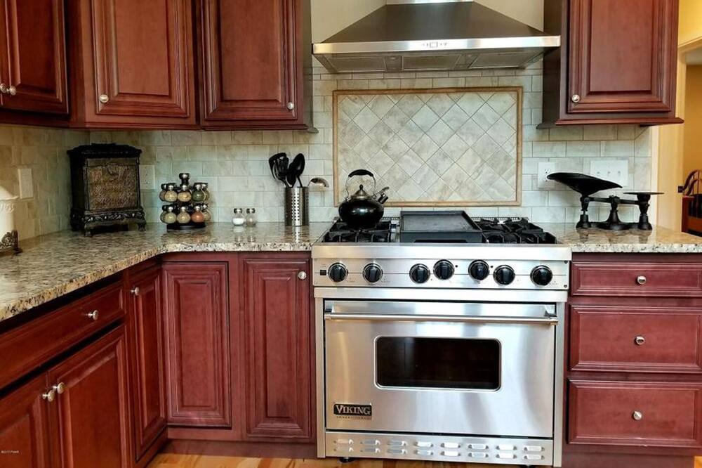 Photo of Kitchen in Lackawaxen