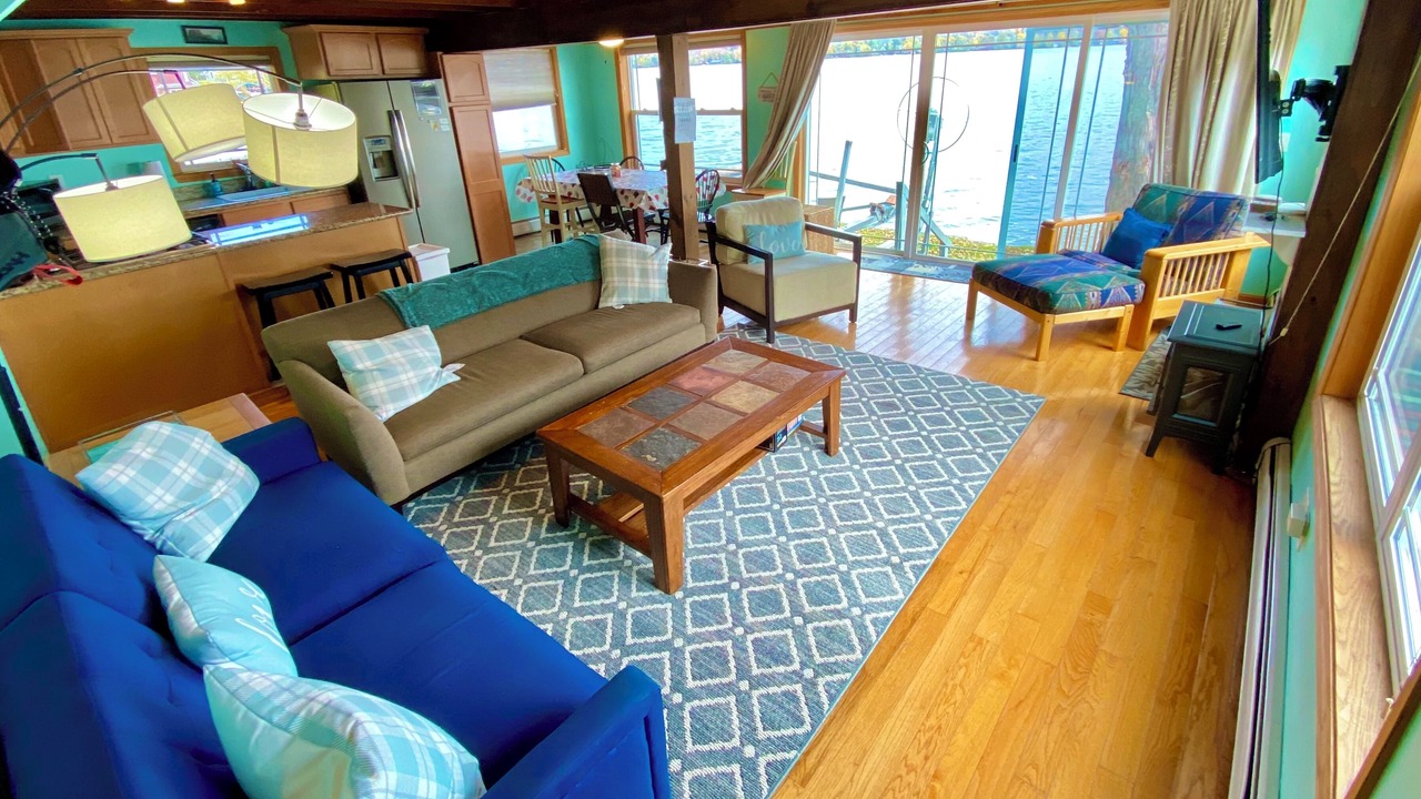 Photo of Livingroom in Penn Yan