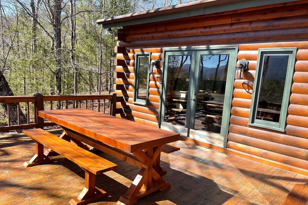 Photo of Patio Balcony in Hidden Lake