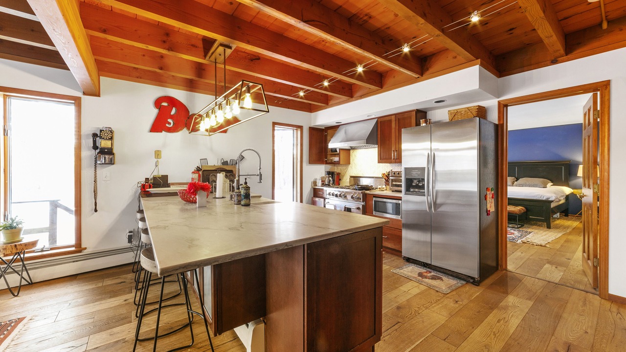 Photo of Kitchen in Highland Lake
