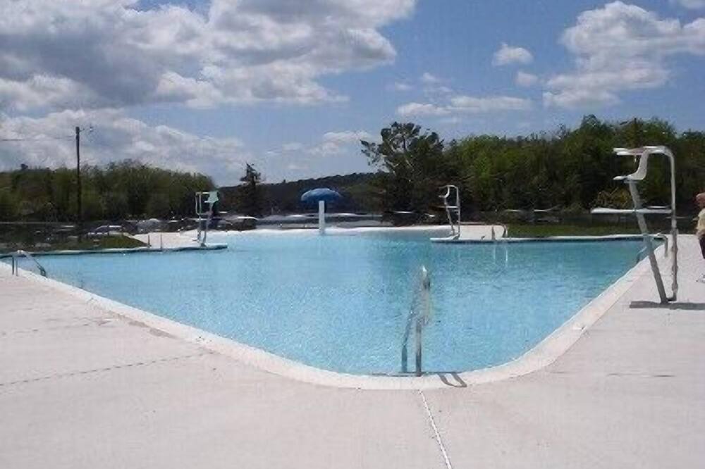 Photo of Others in Pocono Lake