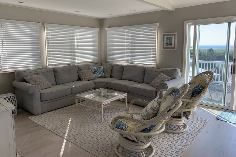 Photo of Bedroom in Loveladies