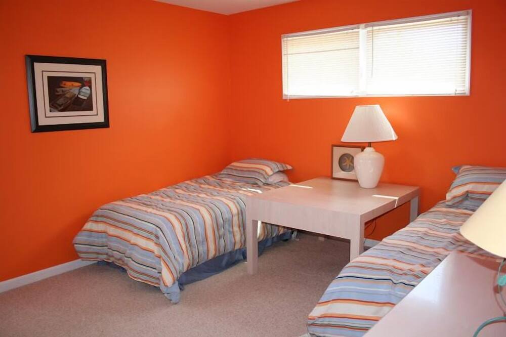 Photo of Bedroom in Loveladies