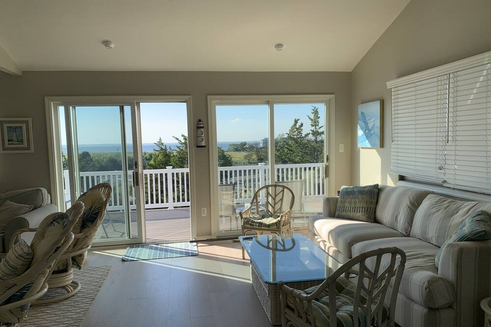 Photo of Bedroom in Loveladies