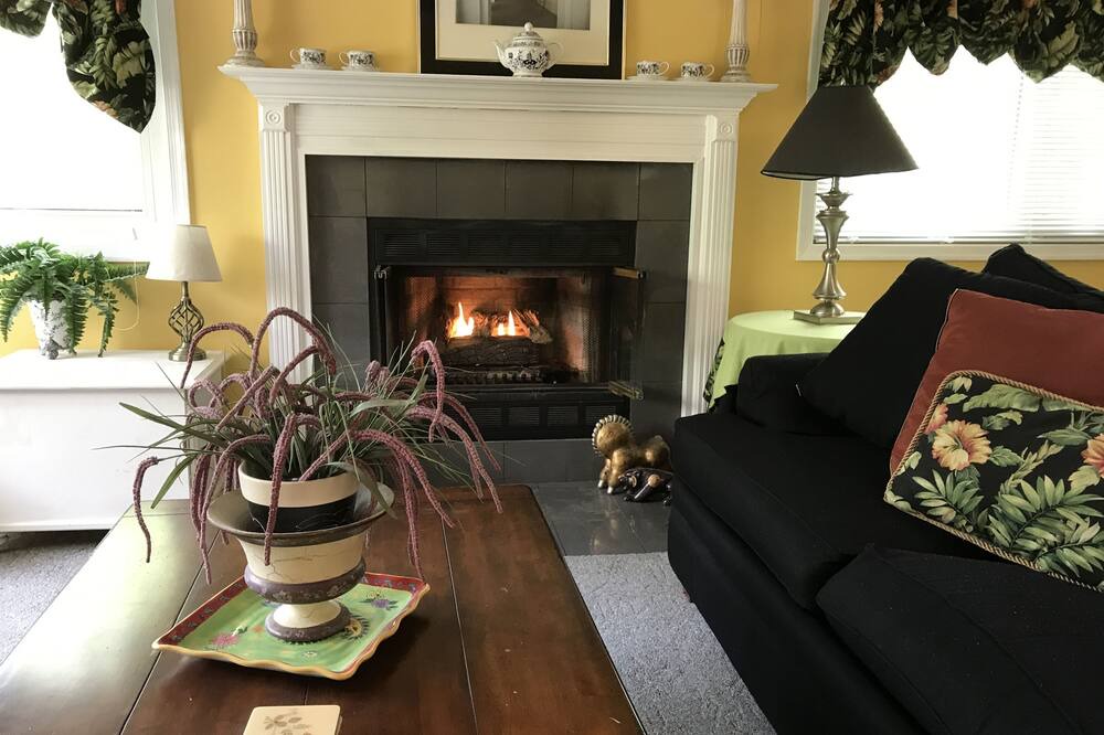Photo of Livingroom in Bushkill