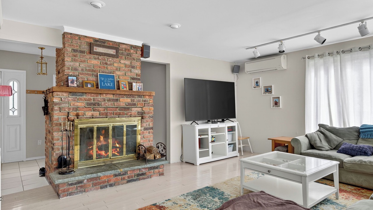 Photo of Livingroom in Greenwood Lake