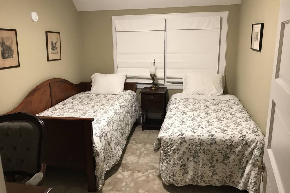 Photo of Bedroom in Boonton