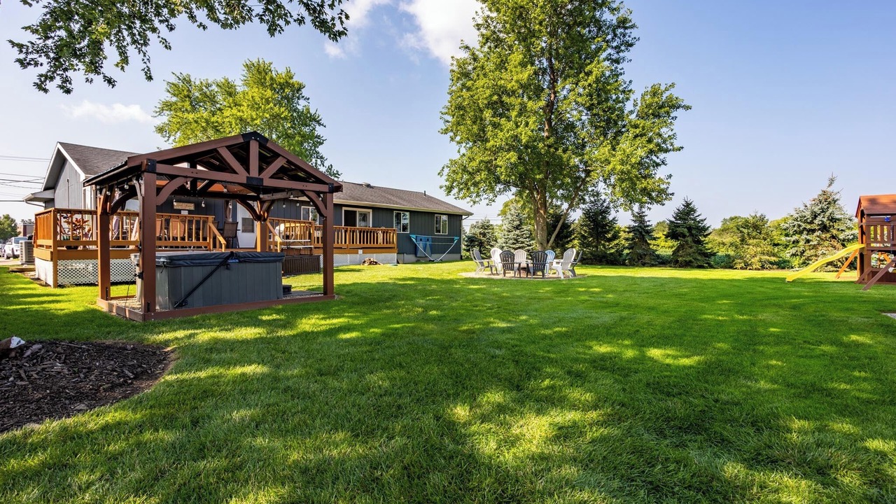 Photo of Outdoor in Huron