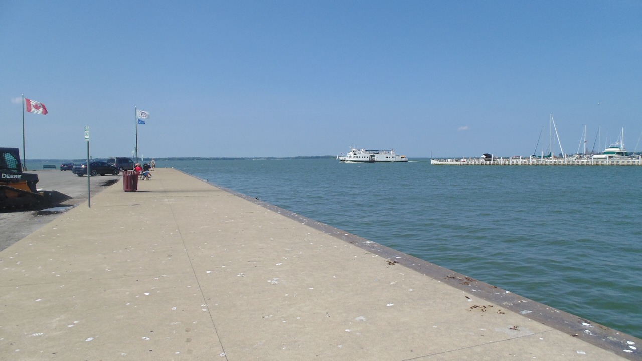 Photo of Others in Huron