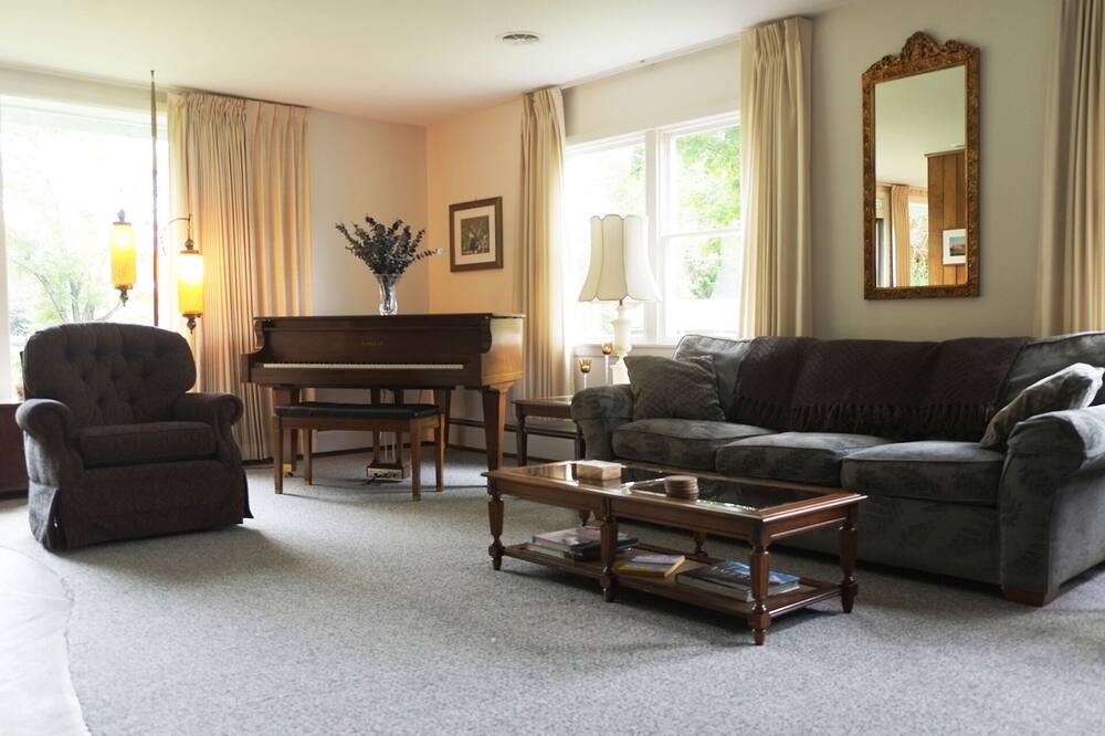 Photo of Livingroom in Honesdale