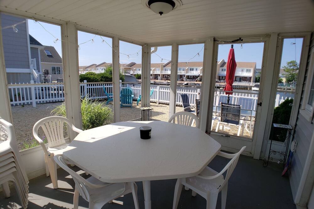 Photo of Patio Balcony in Ocean Beach I