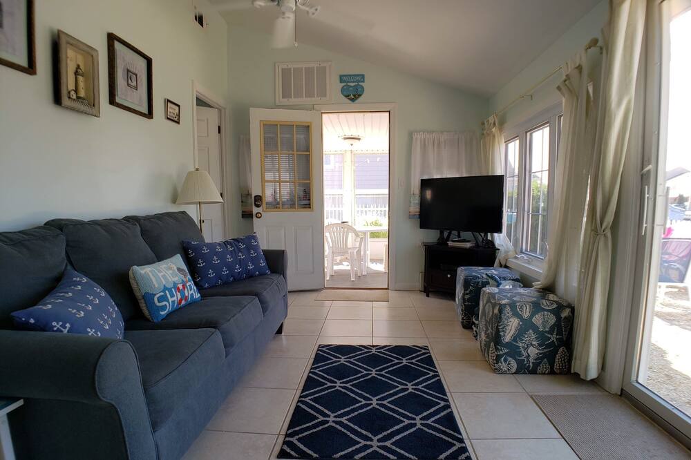Photo of Livingroom in Ocean Beach I