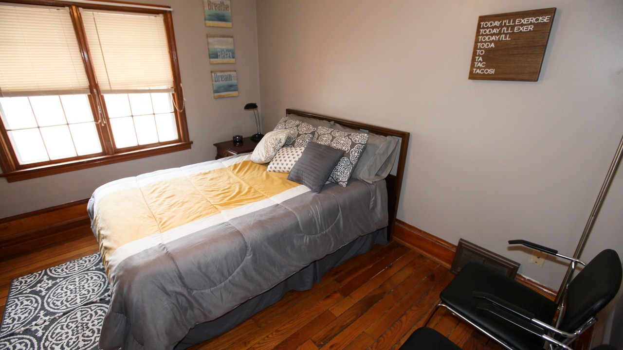 Photo of Bedroom in Ohio City