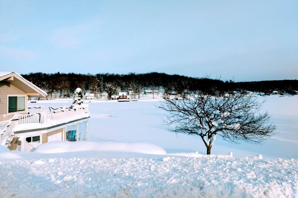 Photo of Others in Findley Lake
