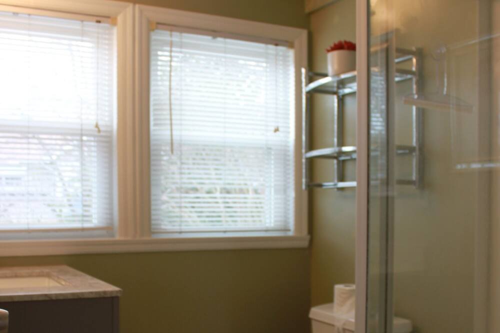 Photo of Bathroom in West Cape May