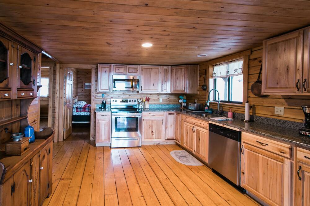 Photo of Kitchen in Hickory Hills
