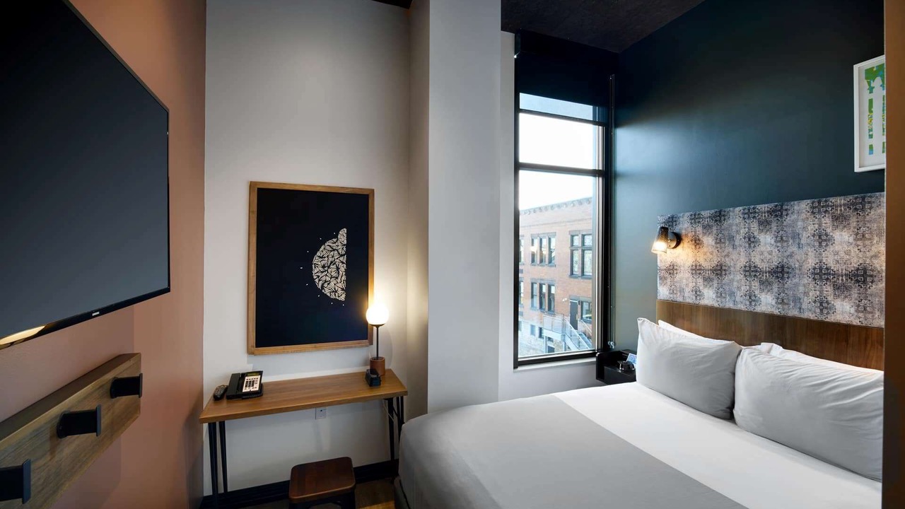 Photo of Bedroom in Lawrenceville