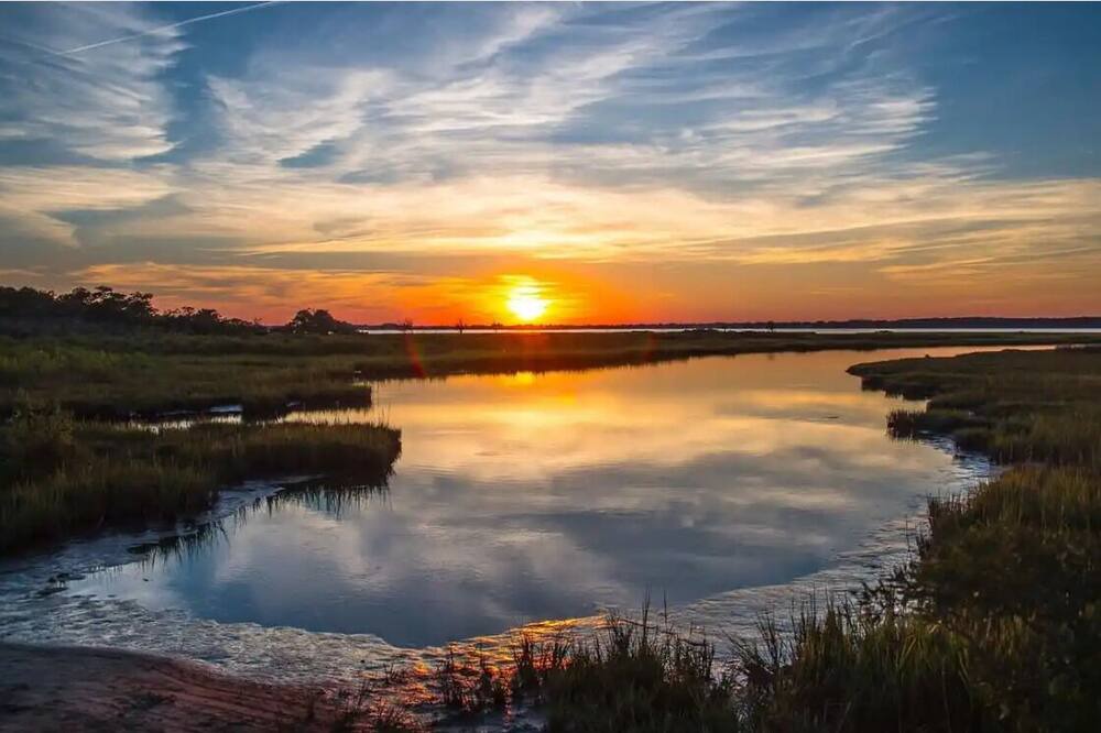 Photo of Others in Assateague Pointe