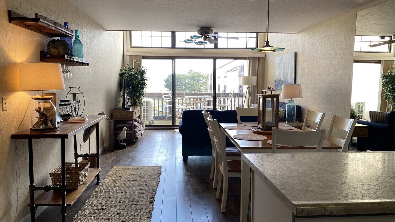 Photo of Livingroom in Port Clinton