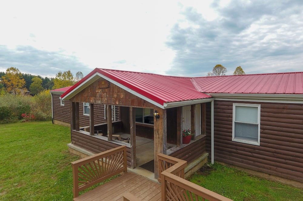 Photo of Outdoor in Nelsonville