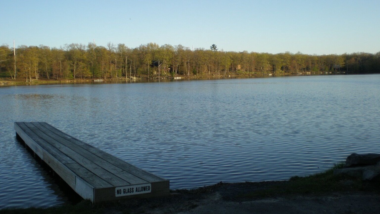 Photo of Others in Pocono Mountain Lake