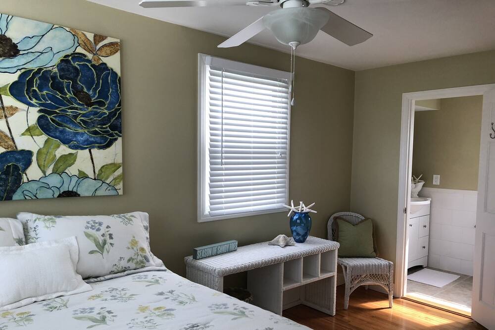 Photo of Bedroom in A-Zone