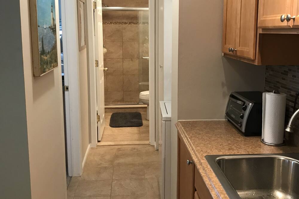 Photo of Kitchen in Margate City