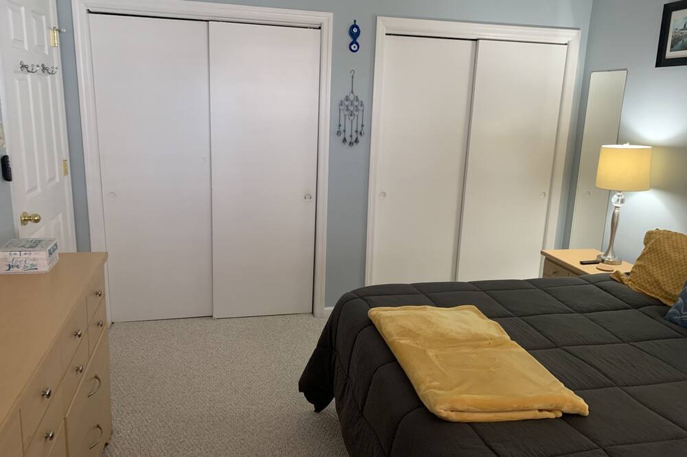 Photo of Bedroom in Margate City
