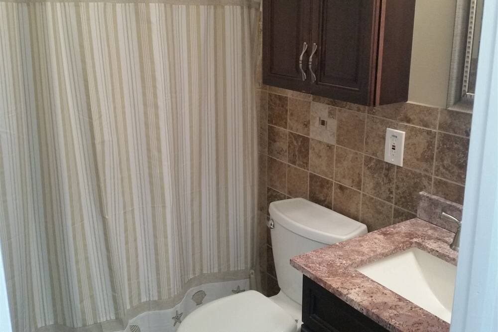 Photo of Bathroom in Anglesea
