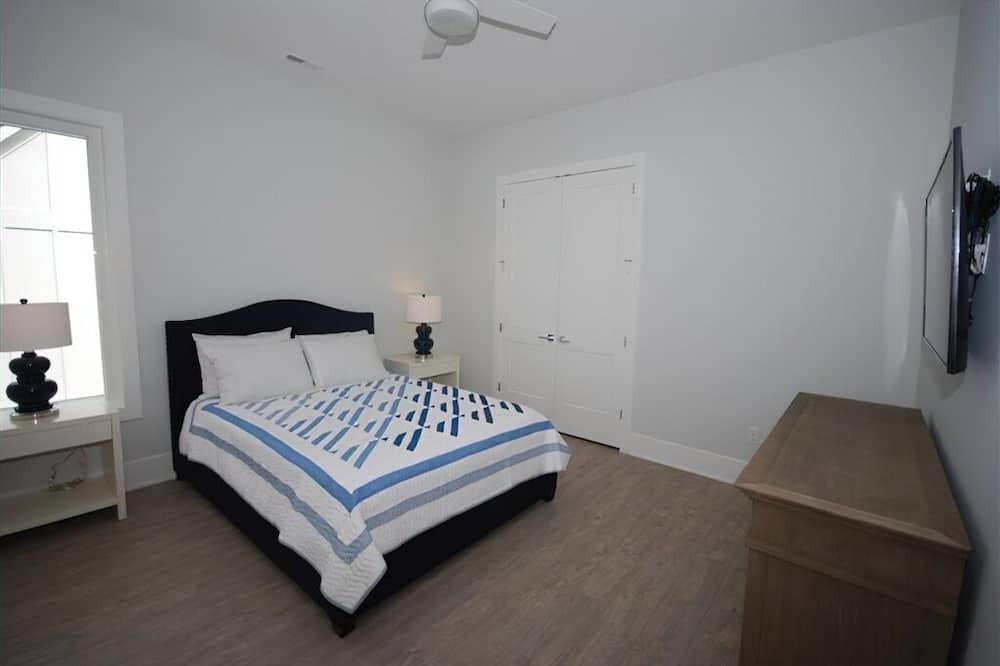 Photo of Bedroom in Dodds Addition