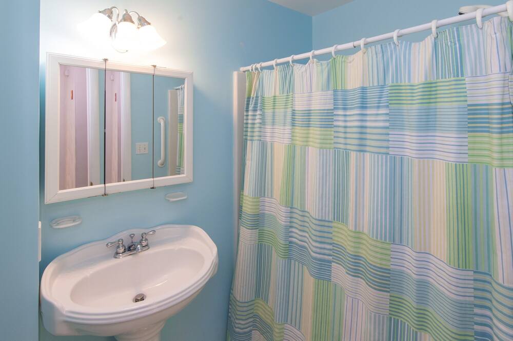 Photo of Bathroom in Northeast Virginia Beach