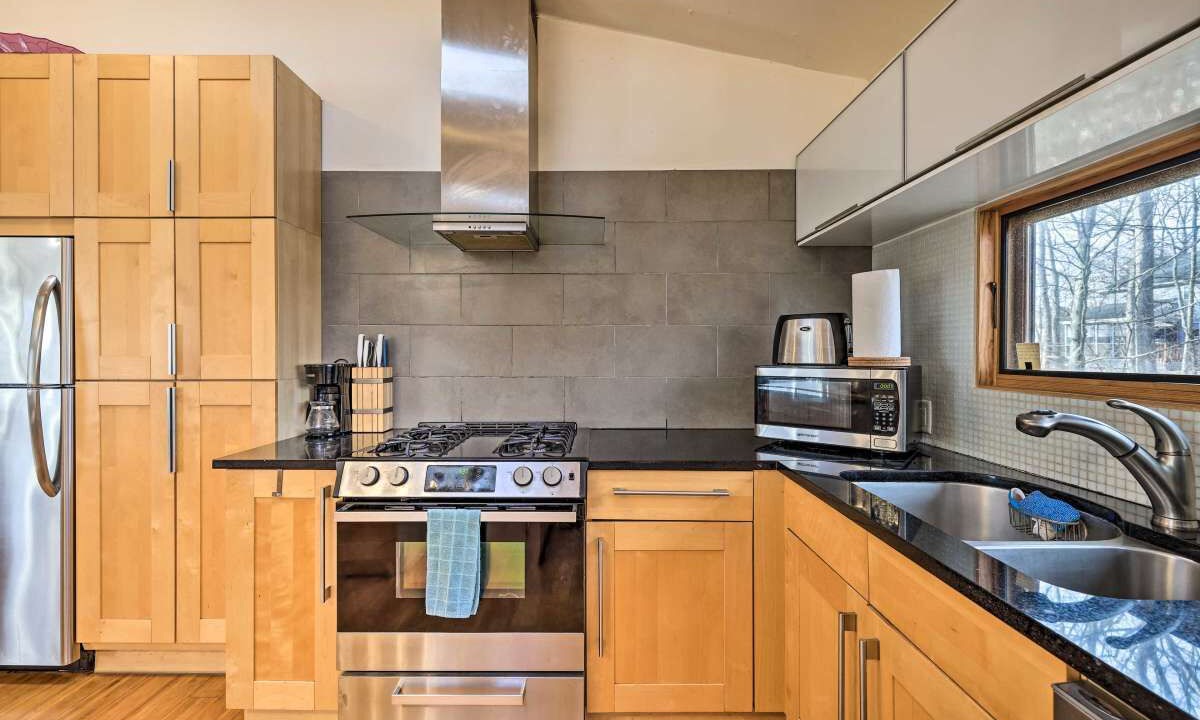 Photo of Kitchen in Tamiment