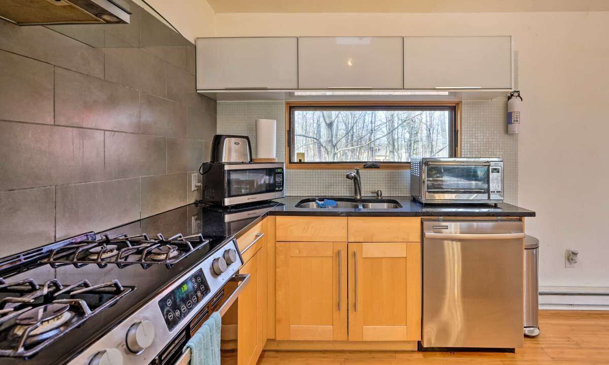 Photo of Kitchen in Tamiment