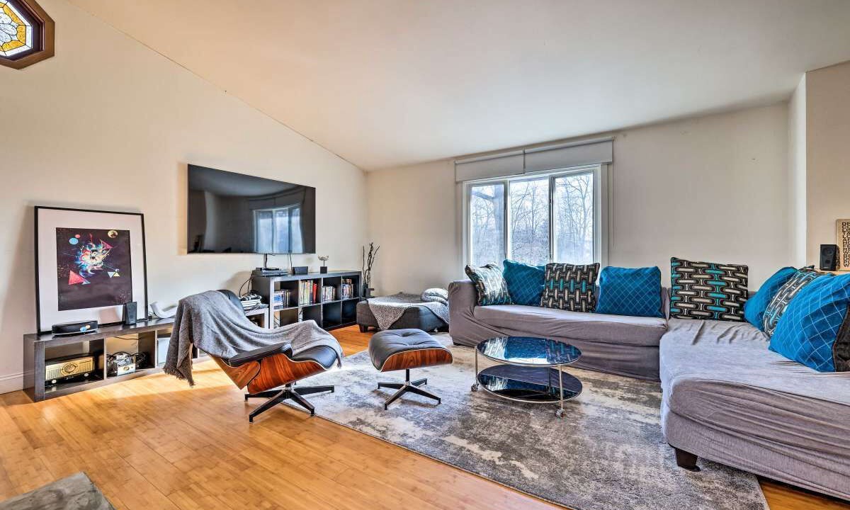 Photo of Livingroom in Tamiment