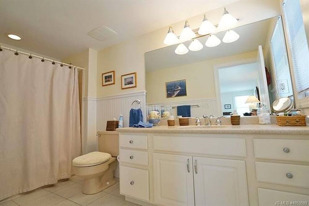Photo of Bedroom in Point Pleasant - Toms River