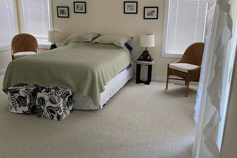 Photo of Bedroom in Point Pleasant - Toms River