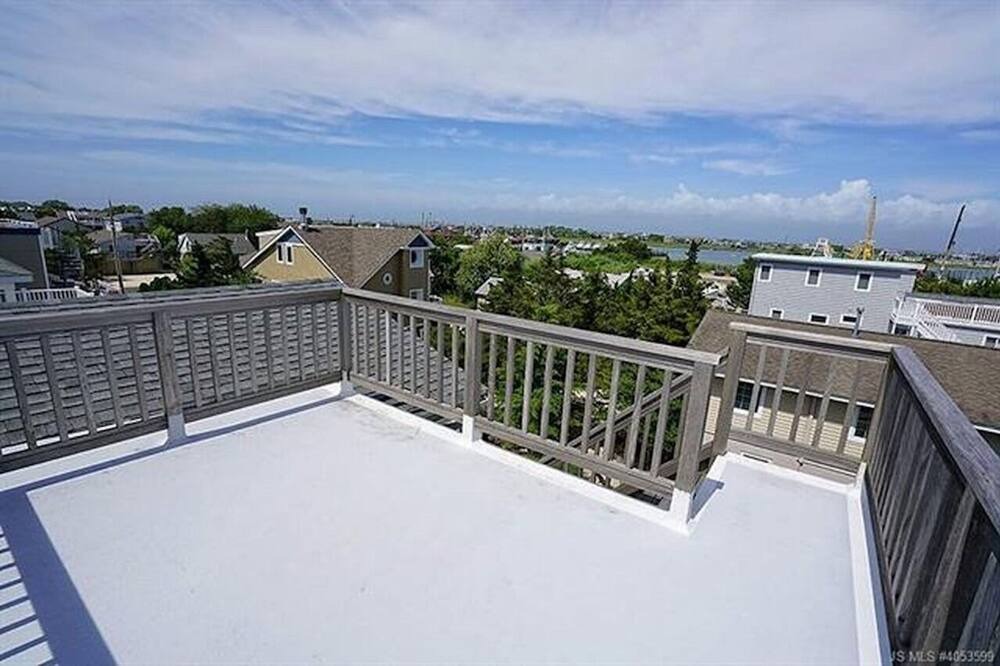 Photo of Patio Balcony in Point Pleasant - Toms River