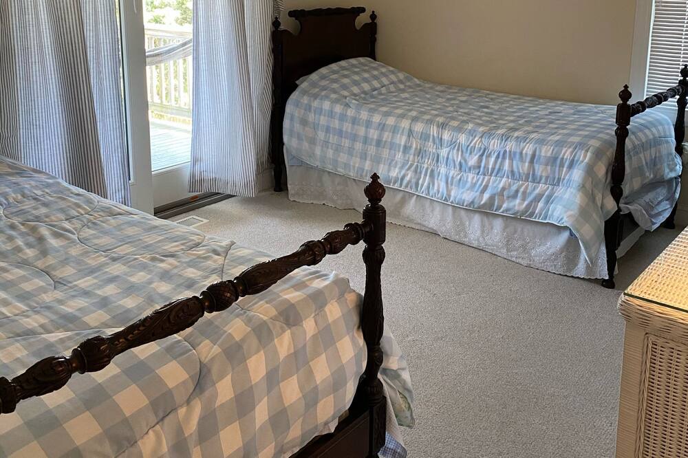 Photo of Bedroom in Point Pleasant - Toms River