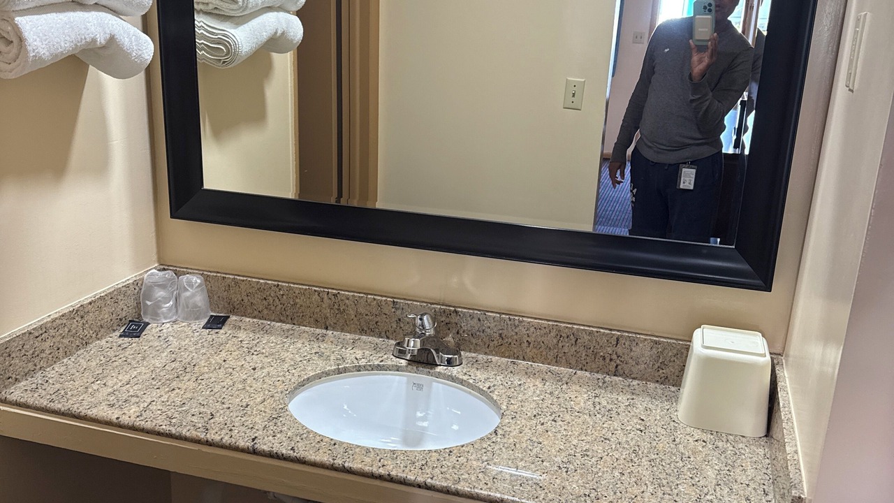 Photo of Bedroom in Hebron