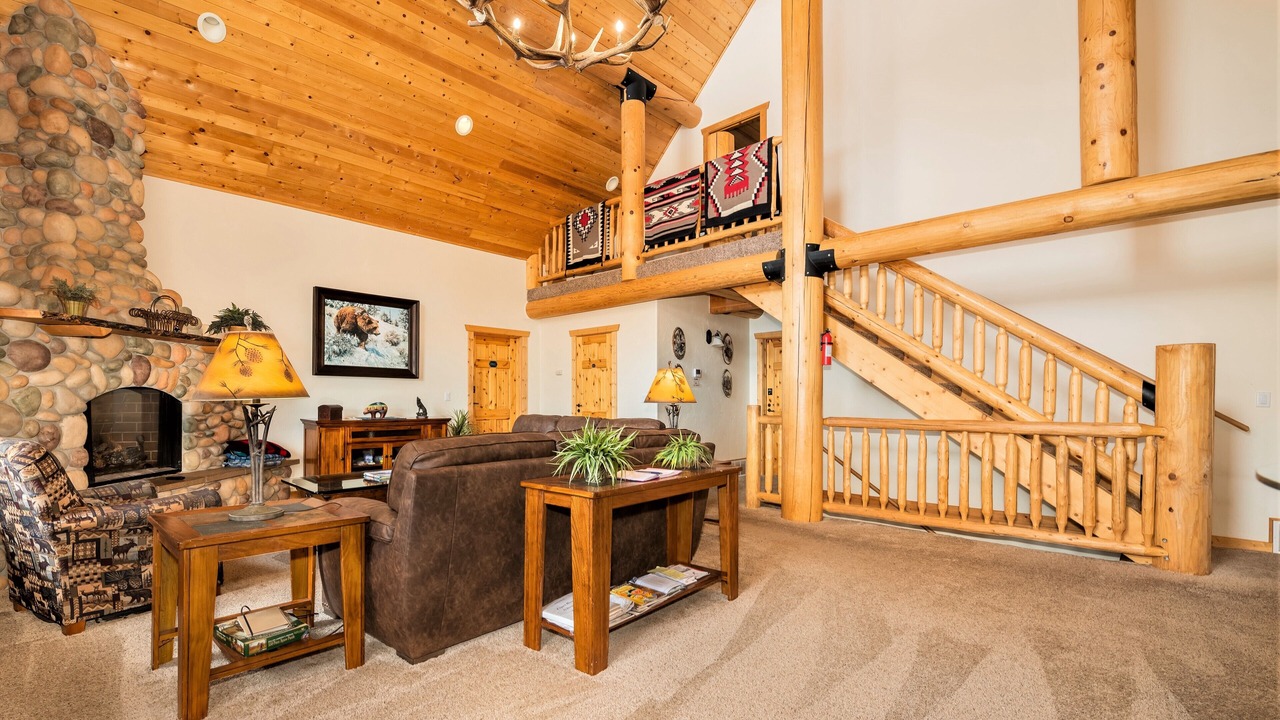 Photo of Livingroom in Island Park